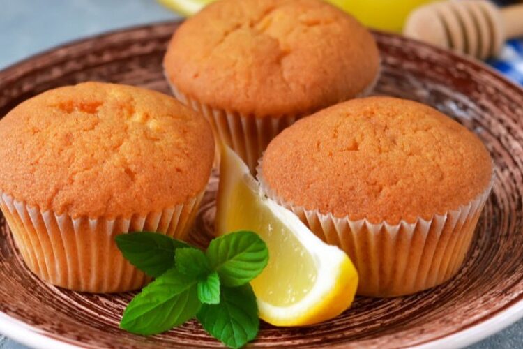 Orange Cupcakes Recipe طريقة عمل كب كيك البرتقال بأسهل طريقة لأولادك